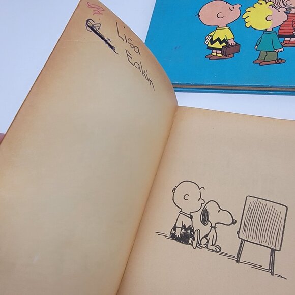 Lot of 4 Vintage Peanuts Snoopy Books Charles M.‎ Schulz Charlie Brown - Picture 6 of 8